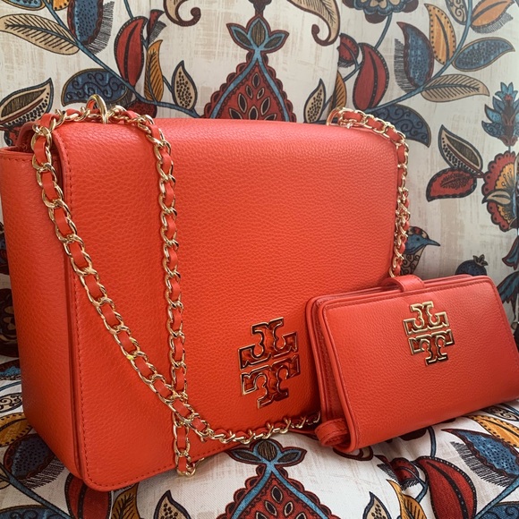 Tory Burch Handbags - New Tory Burch set 😍